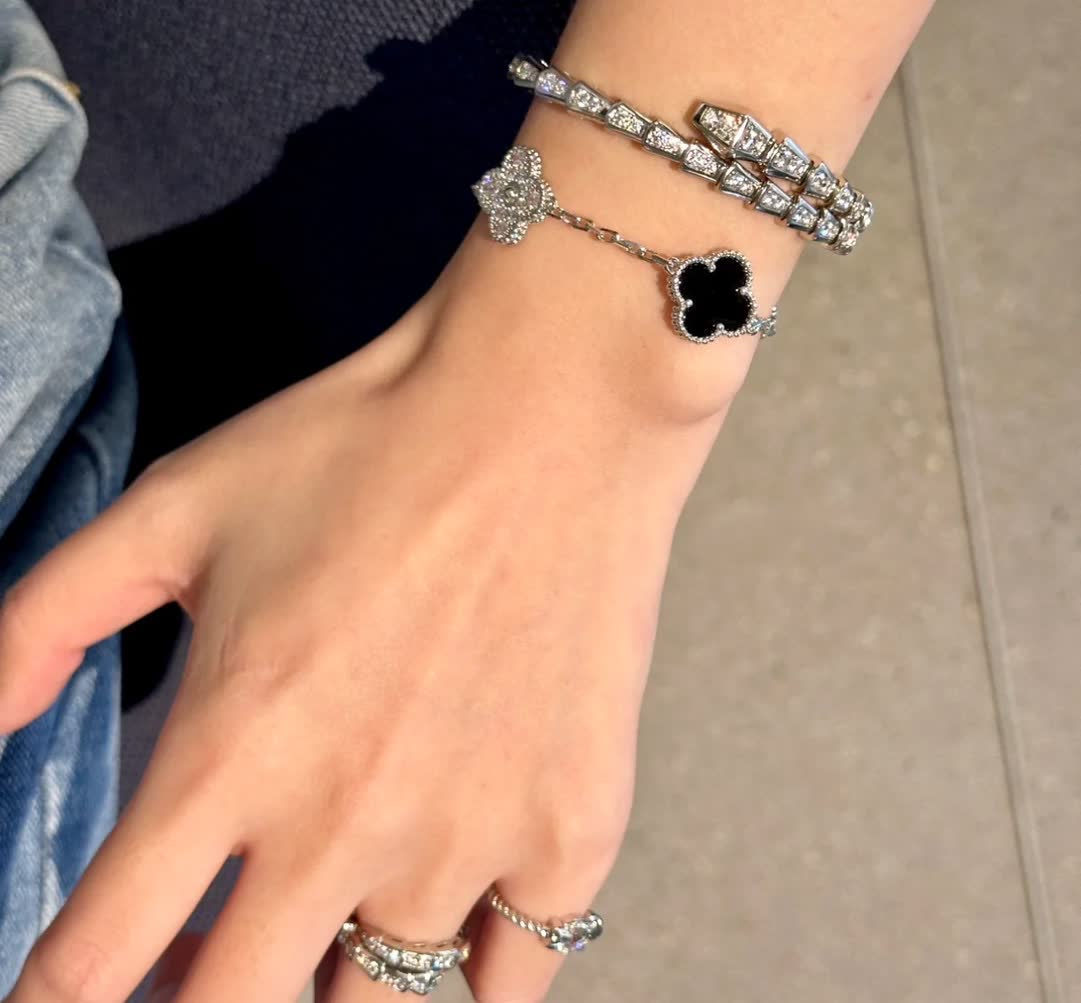 Van Cleef & Arpels Alhambra Bracelet